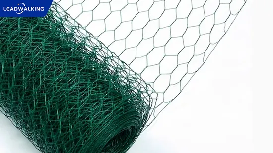 Leadwalking Galvanized Steel Wire Material Field Fence Wholesale Cattle Fence Nets Wholesaler China 30m/Roll Fence Length Horse Netting